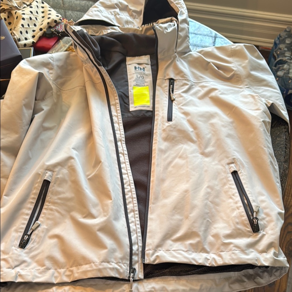 Helly Hansen Light Gray Hooded Jacket. Perfect for a big teen or man.